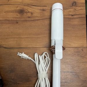 T3 Curling Iron.